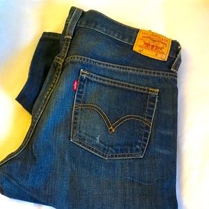 vintage LEVI'S 501 button fly blue jeans 👖